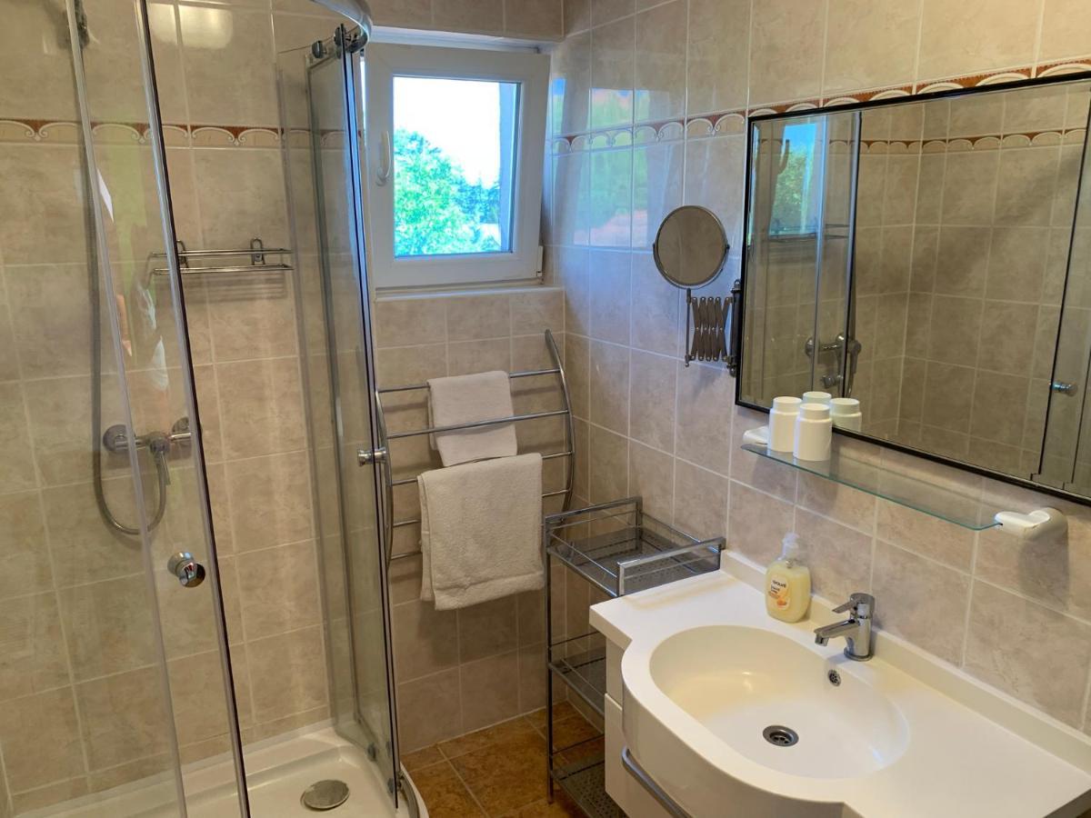 Villa Sonnenschein Hévíz 外观 照片